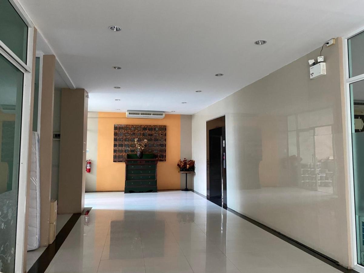 Leenova Place Μπανγκόκ Εξωτερικό φωτογραφία