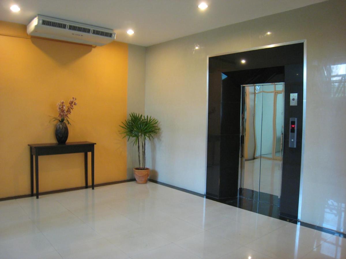 Leenova Place Μπανγκόκ Εξωτερικό φωτογραφία